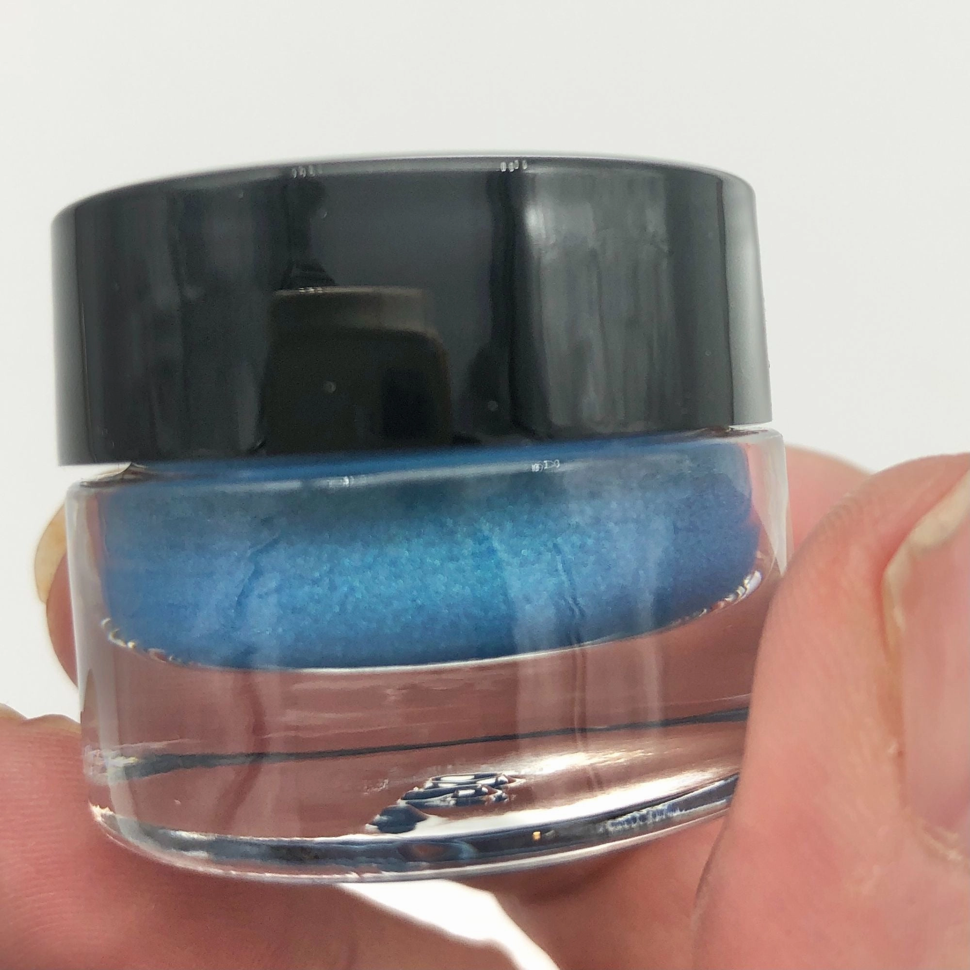 Avon fmg Glimmer Longwear Gel Eyeshadow Electric Jellyfish NEW Blue