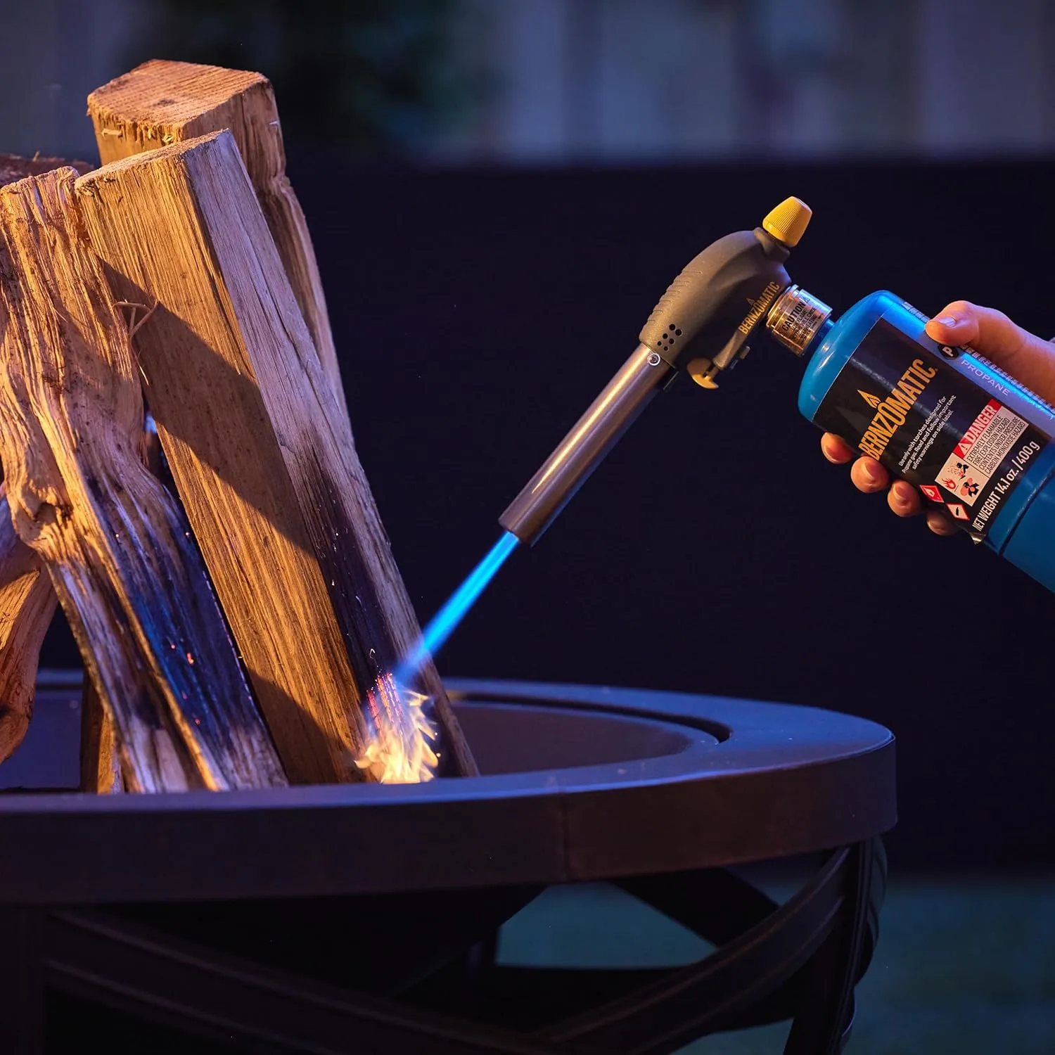 Bernzomatic QuickFire Outdoor Torch, High Output, Wind-Resistant Propane Hand Torch for Lighting Campfires, Grills, Smokers, Fire Pits, and other Outdoor Gatherings (WT3301)