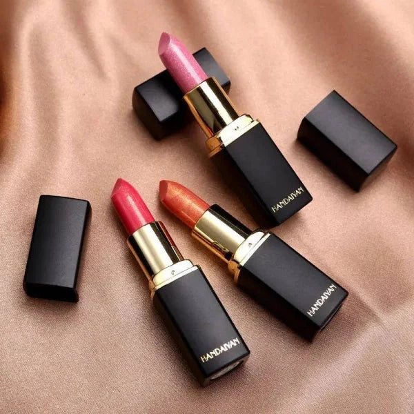 Bold and Shiny Metallic Lipstick for Stunning Lip Color