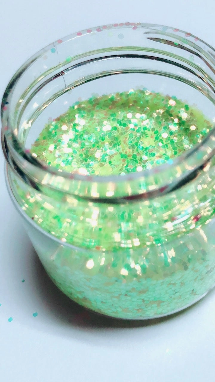 ELECTRIC LIME! *UV* Chunky Iridescent Glamdoll Glitter