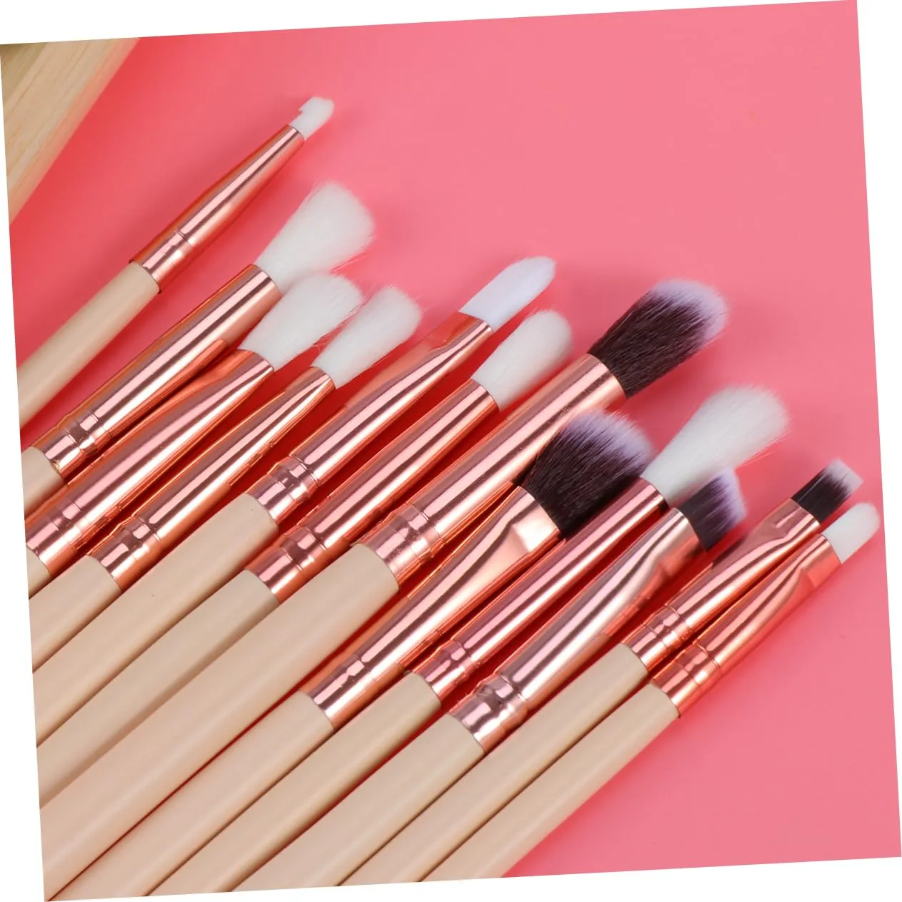 FRCOLOR 36pcs Professional Eye Makeup Brush Set Foundation Eyeshadow Eyeliner and Lip Brushes for Application Premium Synthetic Hair for Daily and Skin Color