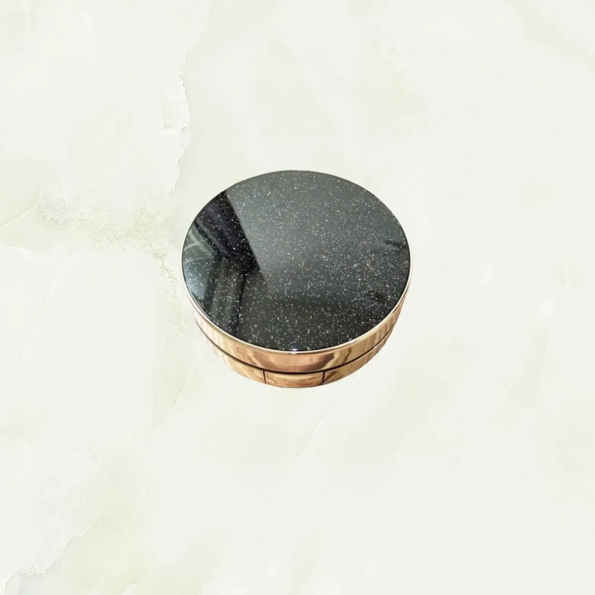 Healifty Cushion Sponge Makeup Liquid Trip Portable Container Travel With Diy Loose Puff Outdoor Empty Bb Foundation Blusher Compact up Holder Case Two-layers for Round
