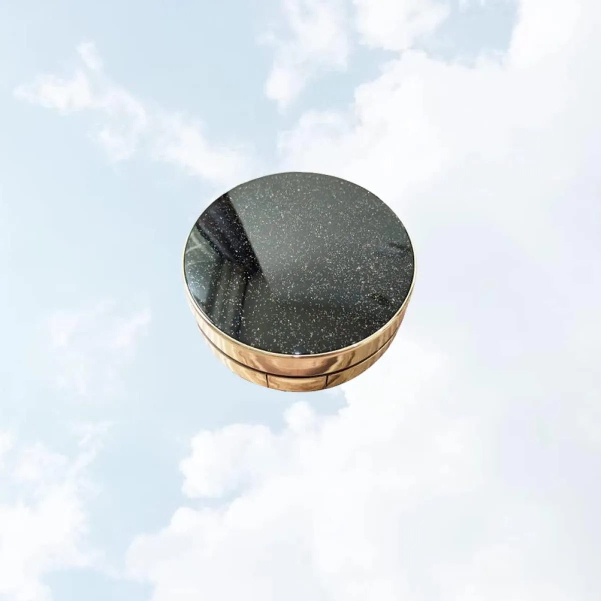 Healifty Cushion Sponge Makeup Liquid Trip Portable Container Travel With Diy Loose Puff Outdoor Empty Bb Foundation Blusher Compact up Holder Case Two-layers for Round