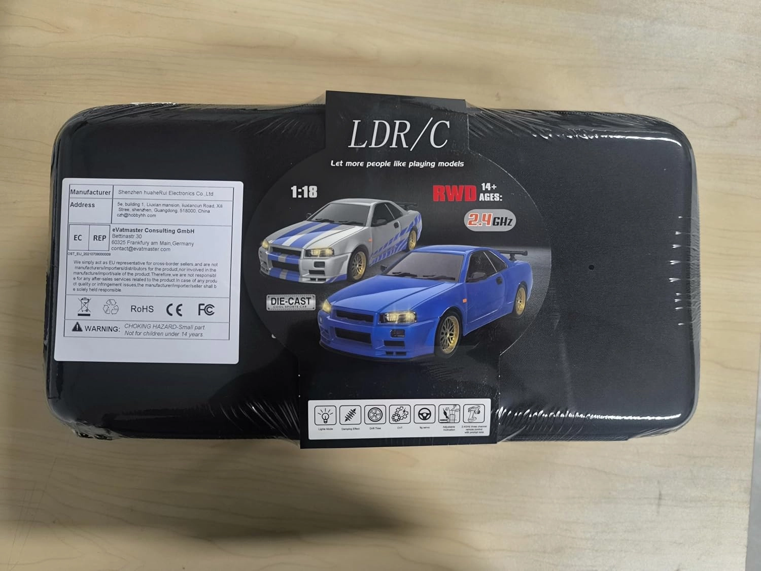 LD1899 1/18 RC Drift Car GTR R34 2.4GHz RWD with Gyroscope on-Road Alloy Body Shell Racing Cars Radio Control (Blue Grey)