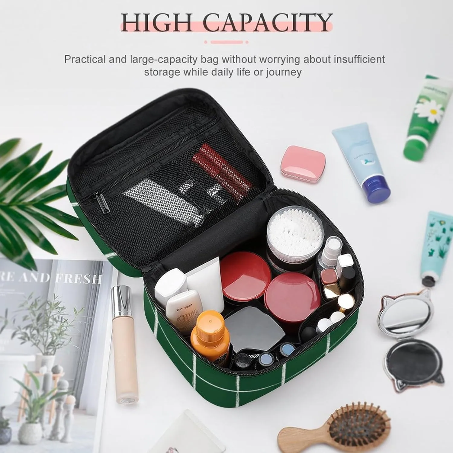 Leather Portable Makeup Bag, Forest Green Checkered Modern Minimalist Travel Cosmetic Bag Makeup Organizer Case Large Capacity Zipper Toiletry Bag for Women