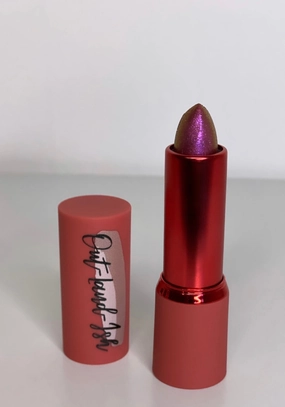 Metallic lipstick