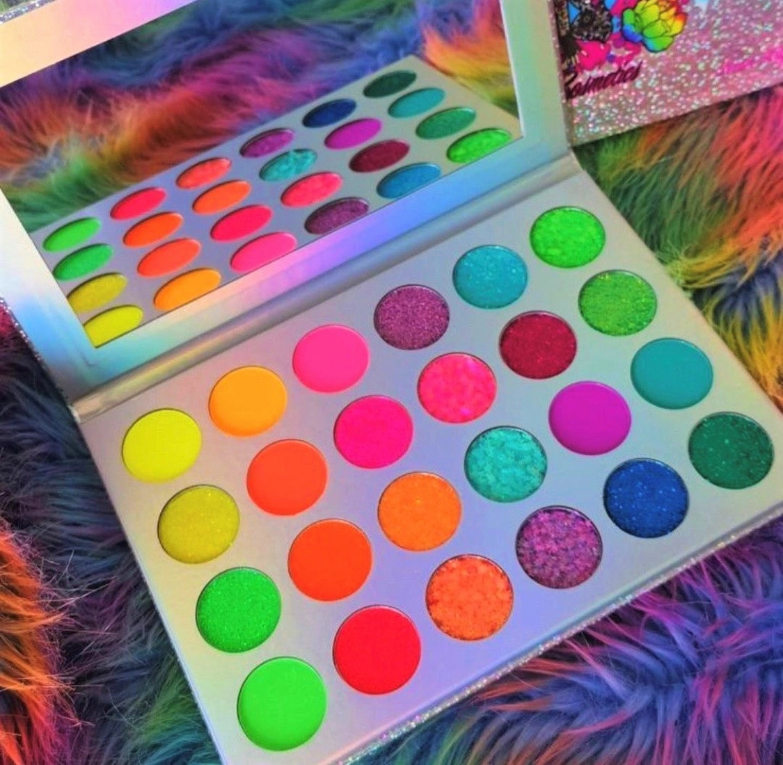 NEON LIGHTS (24PC) *BLACKLIGHT!* Pigment/Glitter Pallete!