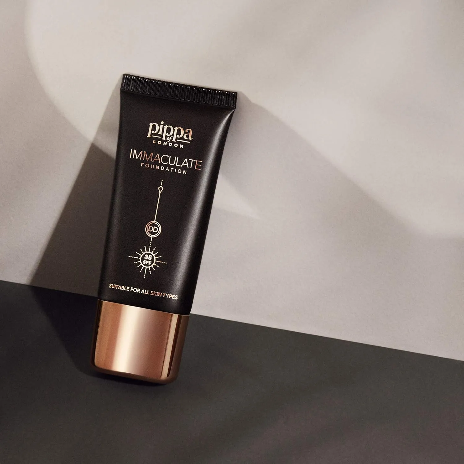 Pippa of London Immaculate Liquid Foundation, Cocoa 213, Lightweight, Medium Coverage, Matte Finish SP35