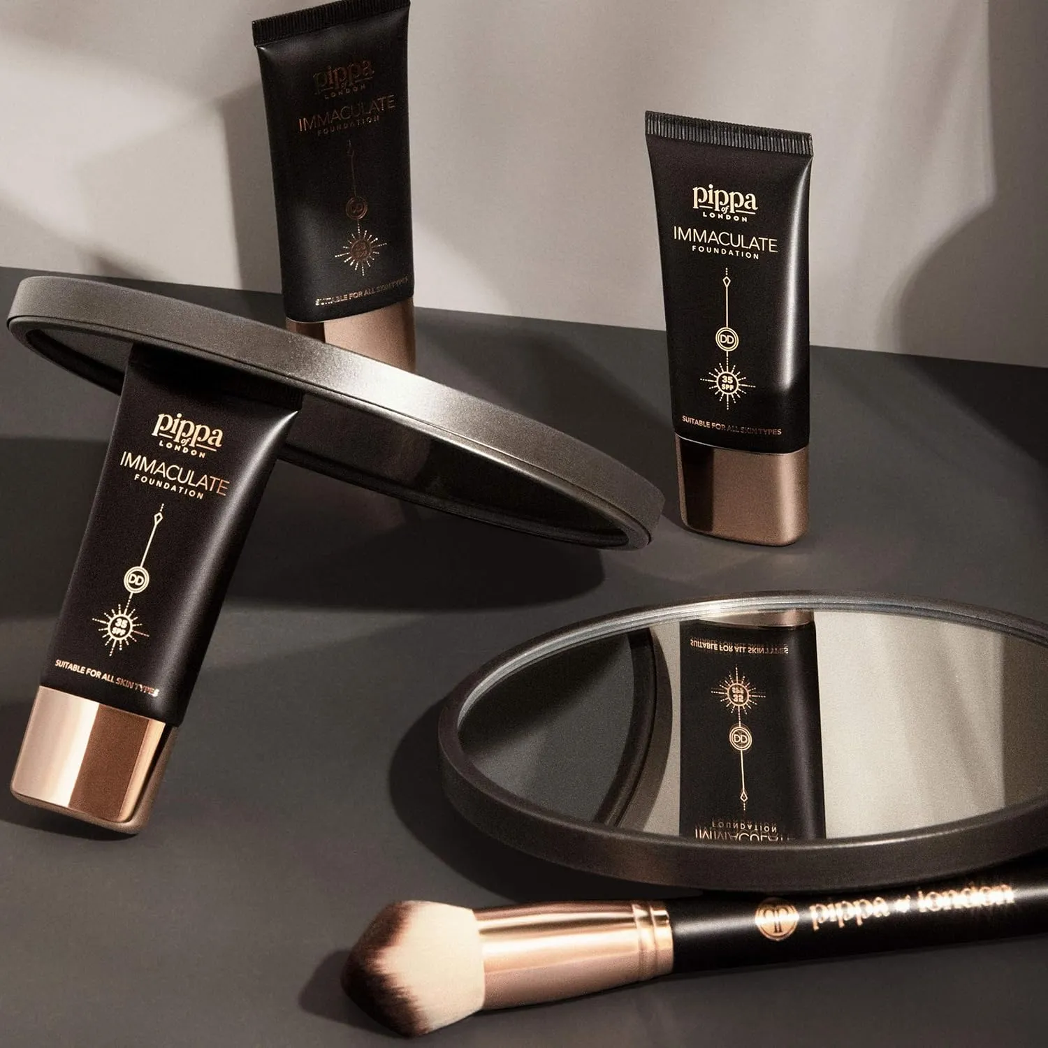 Pippa of London Immaculate Liquid Foundation, Cocoa 213, Lightweight, Medium Coverage, Matte Finish SP35