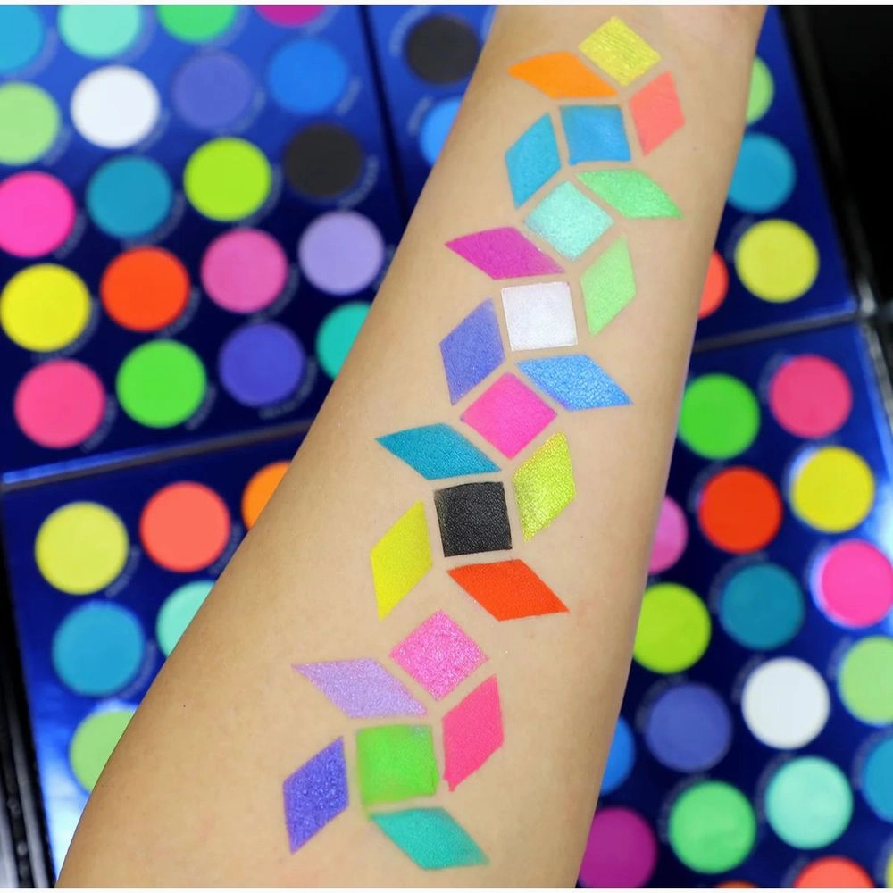 Rude Cosmetics City of Neon Lights - 24 Vibrant Pigment & Eyeshadow Palette