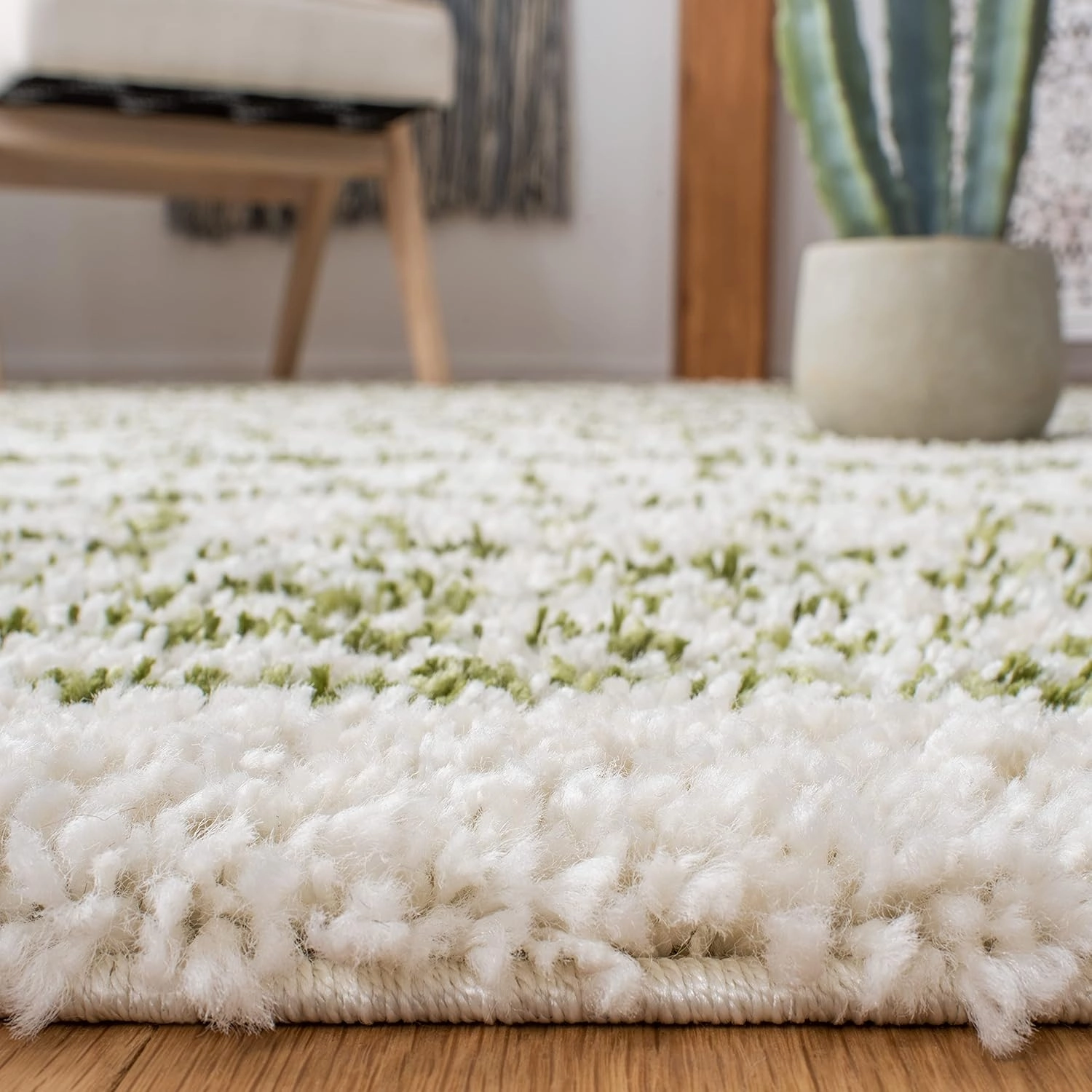 SAFAVIEH Arizona Shag Collection Runner Rug - 2'3" x 10', Ivory & Green, Moroccan Design, Non-Shedding & Easy Care, 1.6-inch Thick, Ideal for The Living Room, Bedroom, Dining Room (ASG741Y-210)