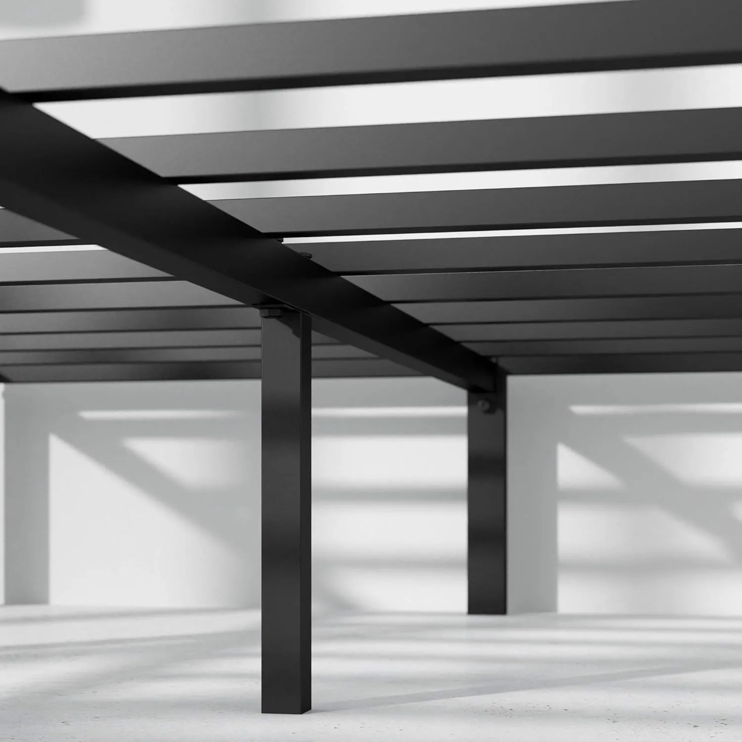 ZINUS Yelena 14 Inch Metal Platform Bed Frame, Steel Slat Support, No Box Spring Needed, Easy Assembly, Queen